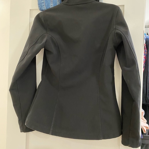 Patagonia Shell - Picture 2 of 4